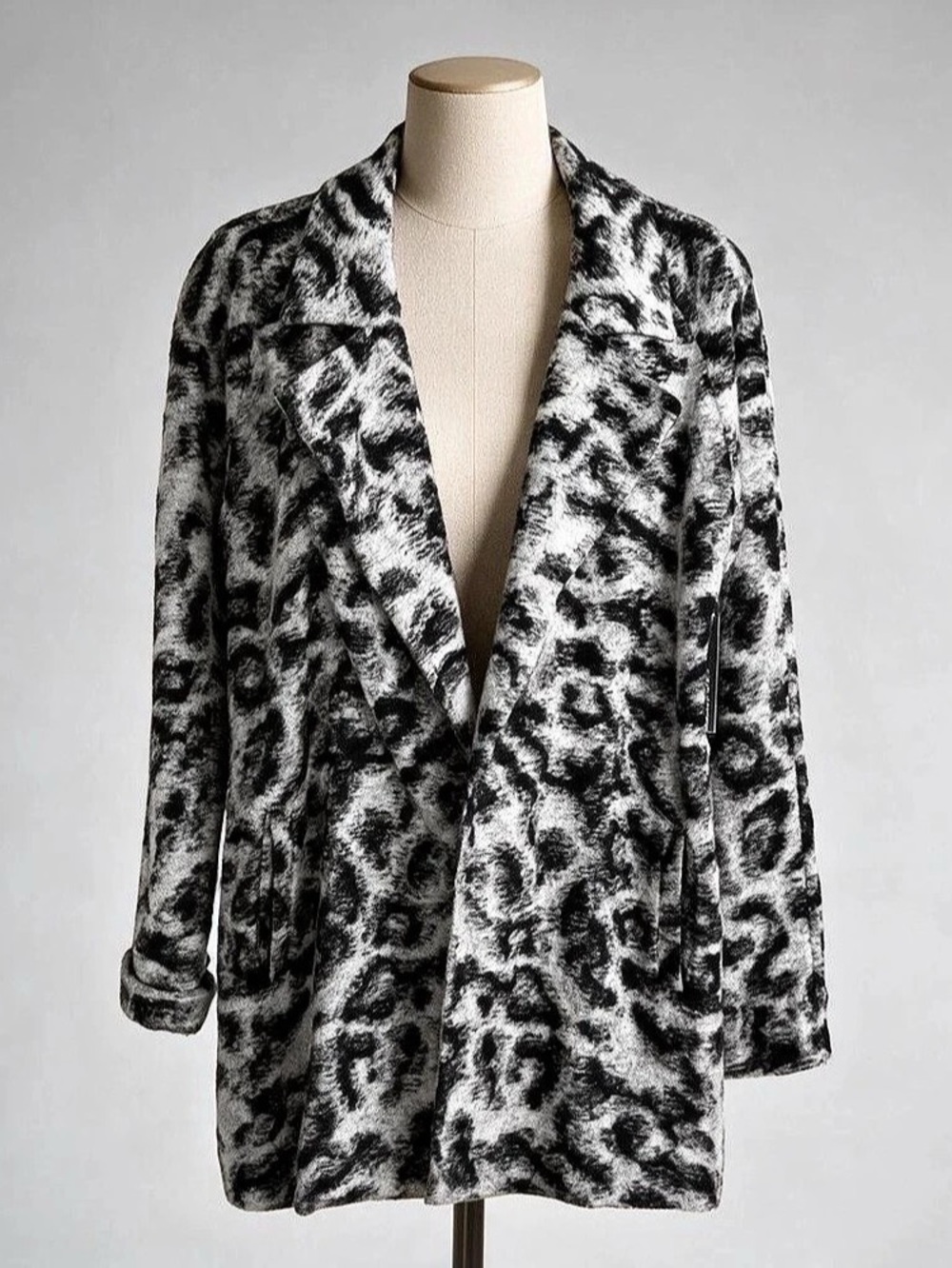 NIC+ZOE Wild & Free Leopard Print Jacket in Black & White Size XS - NWT